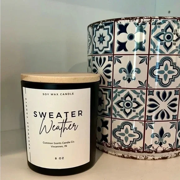 🎄🎁BUY NOW! Hand Made 7 oz hand poured candle with 100% soy wax & a wooden wick - Picture 6 of 16